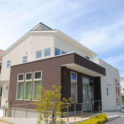 �N���j�b�N�O��